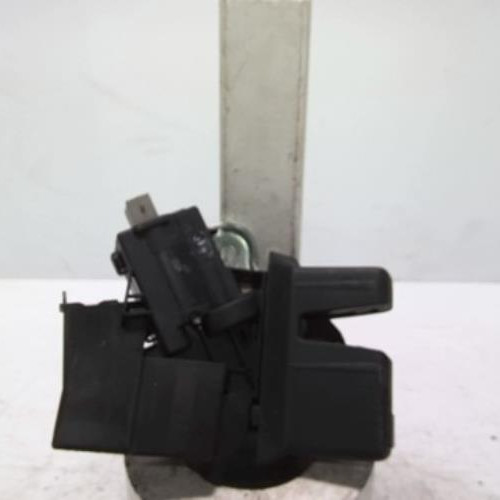100040184-6ef25eb8-3561-485a-b2bb-979511ff6fd5-Piece-100040184-Fermeture-centralisee-coffre-4F827505D-VOLKSWAGEN-EOS-CABRIO-PHASE-1-14-TSI-16V-TURBO-ce9f1f21b258a12eeed158f8d9dd8e244cbf2b5e08813655da618fa88e7dcd6e_m.jpg