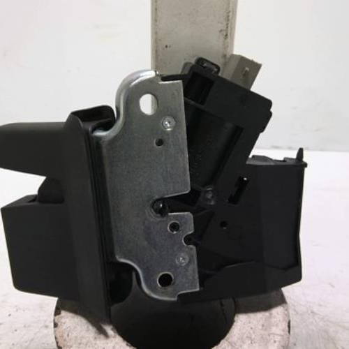 100040184-a9f96314-87c6-4b6d-a55b-493885ed5bdd-Piece-100040184-Fermeture-centralisee-coffre-4F827505D-VOLKSWAGEN-EOS-CABRIO-PHASE-1-14-TSI-16V-TURBO-805b755201ba7439edd673a3abfd74a03685f179fcd3f0aca89deaaae75a697b_m.jpg
