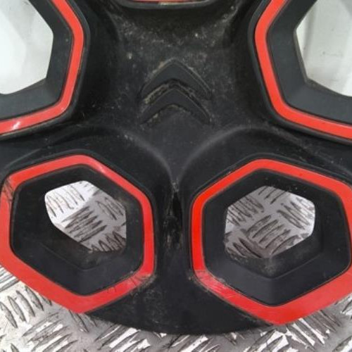 100106716-cdc76966-93b9-4c8d-9c1b-d32527962c23-Piece-100106716-Enjoliveur-100557926-CITROEN-AMI-AMI-ELECTRIQUE-977867944567be8b5906c5ce4cdd7ce6d36a5da60e036686f56ee39f2a77fd40_m.jpg