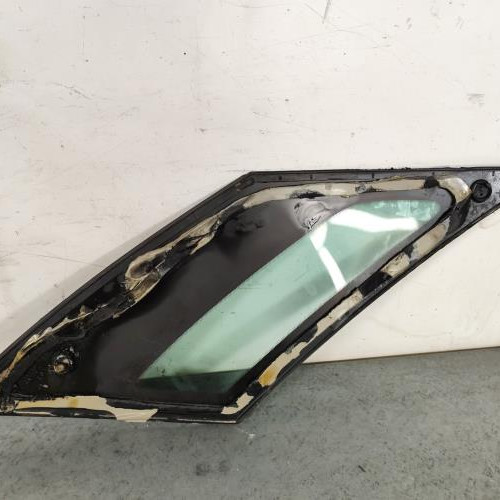 100228925-fc3f1846-5c42-4b15-881a-a9cccbe893a2-Piece-Custode-arriere-gauche-9675847980-CITROEN-C4-PICASSO-2-PHASE-1-028a72ee45288238a9a808484c8643186aed37be3d17e6c463bccf36e736ba72_m.jpg