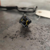 100229736-3bb419a5-66c1-4b83-9413-db8d8fa7a55f-Piece-Attache-ceinture-avant-droit-96765529XT-CITROEN-C4-PICASSO-2-PHASE-1-e10cd85f73c86227e32b67ca8cd45350ff1a97e6b9f2afa247fe14e784cb7496_m.jpg