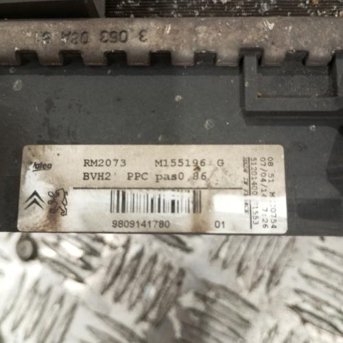 100230191-9279b148-cc58-467e-bf7c-0ca842c7c257-Piece-Radiateur-eau-9809141780-CITROEN-C4-PICASSO-2-PHASE-1-d11bab327e55aef926cf85f672ffc52c4faa29ff0f8435fd596cd80ee1a7df02_m.jpg