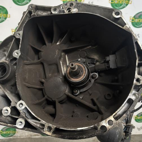 100230675-59a8796a-0898-4985-9b9b-4f6f5524adc3-Piece-Boite-de-vitesses-1608509680-CITROEN-C4-PICASSO-2-PHASE-1-414cff0207081db7007c5b8311ac44f4eee6a81f7a8e5f5de2223dfc06f0eb3f_m.jpg