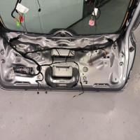 100236216-923f479c-c432-4b56-a239-278d5752aaa8-Hayon-arriere-95851201100GRV-PORSCHE-CAYENNE-2-PHASE-1-a01c0d82e2c691e4a3f805a45efa6e68f63a85dffff4fea21ed51981afcea3da_m.jpg