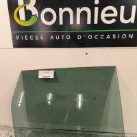 100236244-0da4ef31-b331-475e-8bbb-be86bbe74a18-Piece-Vitre-arriere-droit-95854261213-PORSCHE-CAYENNE-2-PHASE-1-7074a135d75c6a2c5625994da9ec6339efe9574975e4cba1086bd56521dabaf0_m.jpg