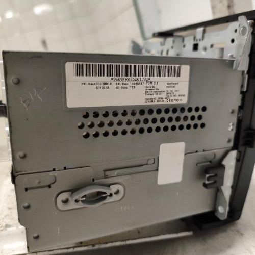 100237271-e56e88c0-e6ae-4ccb-b2d8-2905febd374e-Piece-Autoradio-dorigine-958642975X-PORSCHE-CAYENNE-2-PHASE-1-d091d6b78fd373fed418fd20e801ddfa83a8a16795e5b9168a6751cd6d93f303_m.jpg
