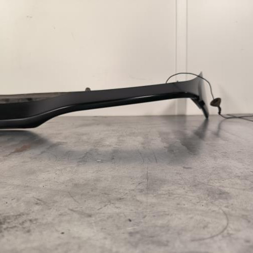 100237272-d465cb95-9b0e-4693-a569-7371ab44c7e6-Piece-Becquet-95851293900041-PORSCHE-CAYENNE-2-PHASE-1-f87a2fd66d2918194fc197378e8157a6a2aa85570b173351499aa30a5bd89393_m.jpg