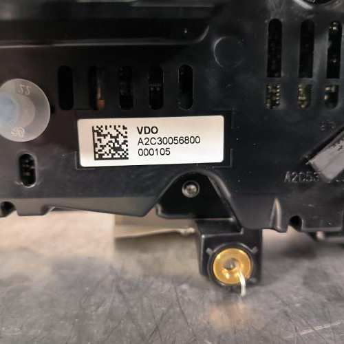 100237280-79ea9f32-b7bd-4059-8f02-a17193b2e6b5-Piece-Compteur-PORSCHE-CAYENNE-2-PHASE-1-68339d41d07c04e5c86a9c3da60f7219c3edf2818559f894ca44dece0cb4b7de_m.jpg