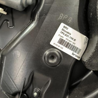 100237292-2595ee22-a8f2-4b32-a48a-2a235e9b23fe-Piece-Leve-vitre-electrique-avant-droit-95862480200-PORSCHE-CAYENNE-2-PHASE-1-05ba4efa23e62bc4d4a0ef9f84730274eab766e5785df2999d5d212a552d2812_m.jpg