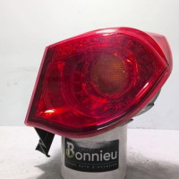 100463576-5e0d2488-409d-4028-bec3-f961386eb6c0-Piece-100463576-Feu-arriere-principal-droit-50513612-ALFA-ROMEO-GIULIETTA-2-PHASE-1-17-TBI-16V-TURBO-8e029877c997840dcab7113abd3b5ff60971c17b9471ad34a6accffdef523be2_m.jpg