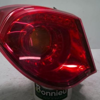 100463577-d6acb772-79c8-498f-80ed-ef0bef76efed-Piece-100463577-Feu-arriere-principal-gauche-50513613-ALFA-ROMEO-GIULIETTA-2-PHASE-1-17-TBI-16V-TURBO-2846586e5d8b8703027e07aa3705c738903891279e7bcf5267758d4718022c9e_m.jpg