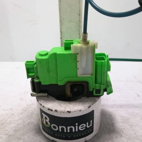 100464791-694ec181-a9fe-444a-bda3-95041ef21757-Piece-100464791-Fermeture-centralisee-arriere-droit-71775808-ALFA-ROMEO-GIULIETTA-2-PHASE-1-17-TBI-16V-TURBO-23de1f30ee080e876e5a14b498fb0bf3c73de31229097871b567025c6c9fdc2f_m.jpg