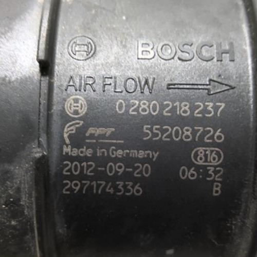 100465954-0a58a4c5-ea7a-4f8f-a705-3df7313cff7f-Piece-100465954-Debitmetre-51792729-ALFA-ROMEO-GIULIETTA-2-PHASE-1-17-TBI-16V-TURBO-7d2ddd834f80e1ebf70d28709b63a8321e39774cdbf90dd319e4aeeb2983c73d_m.jpg