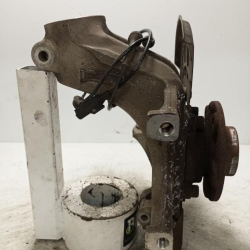 100465959-82249383-9155-407e-998c-e81fd2f012ec-Piece-Moyeu-avant-gauche-51773149-ALFA-ROMEO-GIULIETTA-2-PHASE-1-599e1a8d46f0b6cda31c50658cda71ff1d6e7c3630dbf987d02fc26f3e6cf343_m.jpg