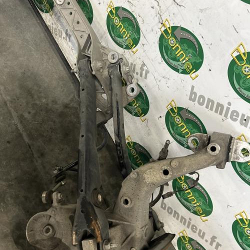100466236-8caabcfb-001e-4cbf-a765-e4c2585a3e0f-Piece-Train-arriere-complet-50518703-ALFA-ROMEO-GIULIETTA-2-PHASE-1-ba943c61ed14633b4754a5a335605f06363a6e2c06108039835680edba4f5af3_m.jpg