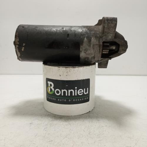 100476805-5aace333-b433-4fe8-bb21-394f56d2274d-Piece-Demarreur-PEUGEOT-205-PHASE-2-765102a9e95264dcff0cd3485b0e09b0fec205c67c719c0ea70861368a04ed68_m.jpg