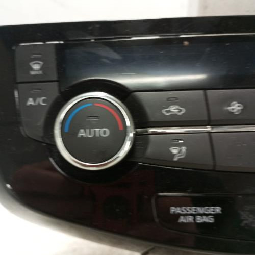 100476916-21621ce0-b4c7-4dff-846f-5402cb36111c-Piece-Commande-chauffage-27500-HV00A-NISSAN-QASHQAI-2-PHASE-1-ad5b2a720befcf12495f7bdbcb15a8f3f5e4c2d9a8475830a9ea6228e955c9e6_m.jpg