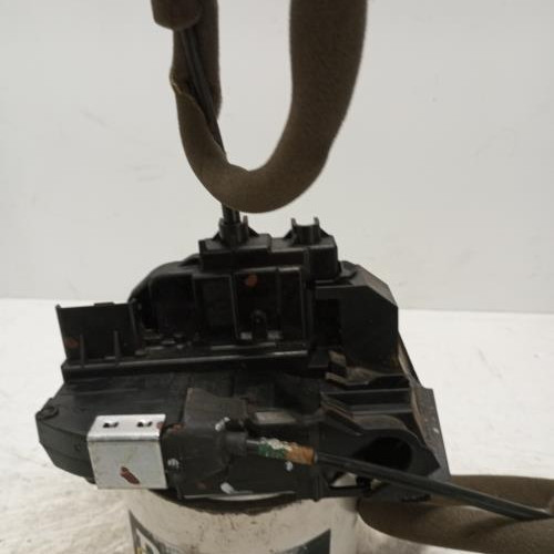 100476923-f824442d-3798-4fb5-808d-b7f8c19c43f9-Piece-Fermeture-centralisee-arriere-gauche-82501-4EA2A-NISSAN-QASHQAI-2-PHASE-1-35e5e9eaa50cfa713c5e7e673ac10e634f76b24bb369076b7e784a1e3bd0c3e7_m.jpg