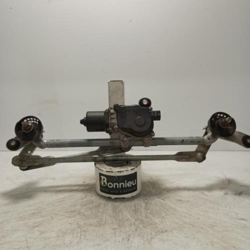 Moteur essuie glace avant