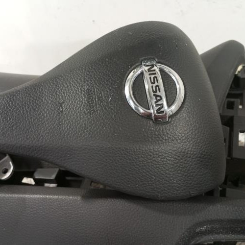 100476947-8c86f007-cd81-46a3-9980-1bb54ba2c034-Piece-Planche-de-bord-complete-68200-4EH1B-NISSAN-QASHQAI-2-PHASE-1-84f2dac13cb67cfd3f128547840412a7e123190a6bf03bba4a707b25519d4800_m.jpg