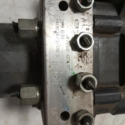 100477291-fad81757-59b2-44c1-b39b-6674e940a982-Piece-Bloc-ABS-freins-anti-blocage-47660-4EA5E-NISSAN-QASHQAI-2-PHASE-1-72f9c8c5b4c4261a571db09071b920b4995777bb2e11d254ce249c10e3d28d91_m.jpg