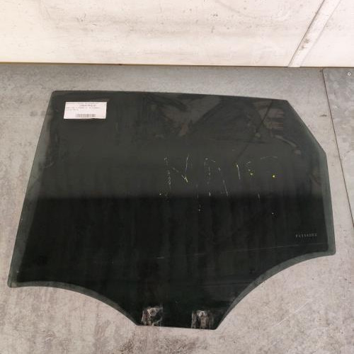 Vitre arriere gauche