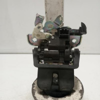 100478532-5c5a1698-a33c-48fe-bda6-40416482dbd6-Piece-Fermeture-centralisee-coffre-8R0827505A-AUDI-Q5-1-PHASE-2-1552b1eebd2b102a50b2a3b761d3ae634a503c11ea20cc3921c90505308bc0db_m.jpg