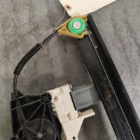 100478536-67b98d67-1818-4f40-ac67-912529d73e00-Piece-Leve-vitre-electrique-arriere-gauche-8R0839461E-AUDI-Q5-1-PHASE-2-9419d7294b5b076980125c7e82ee82e596f602a3ba254ac4748393fede23b6b3_m.jpg