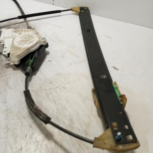 100478538-99ff5ca7-7284-483b-9ec6-d7ed05eaf754-Piece-Leve-vitre-electrique-avant-gauche-8R0837461K-AUDI-Q5-1-PHASE-2-1122dae5c34cc4d5820712959afc4e07774a1dd87931ed4209114b3ef4a068a0_m.jpg