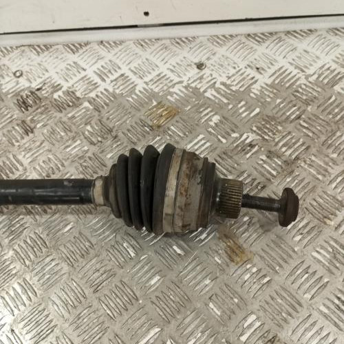 100478633-9f555696-1e57-45aa-9ace-5e7ba924df2f-Piece-Cardan-droit-transmission-4G0407271F-AUDI-Q5-1-PHASE-2-249060dc7372984110a6614d91fa3fe533c0008054ebb4846d1e5e9e885762b8_m.jpg