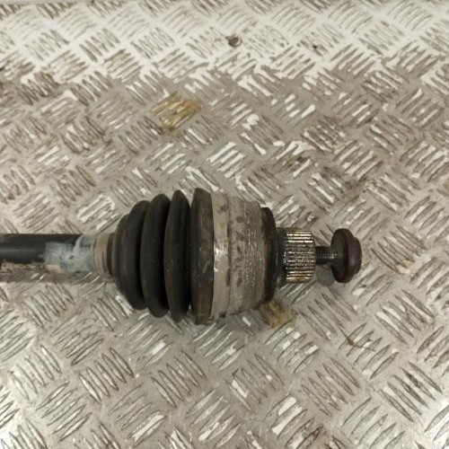 100478634-9fc4260d-4caa-43cb-bd06-1112eb4ecd30-Piece-Cardan-gauche-transmission-4G0407271F-AUDI-Q5-1-PHASE-2-8b73a66b9981dcda8b7648d090053419d2f959efb0d128ce277521284428ac00_m.jpg