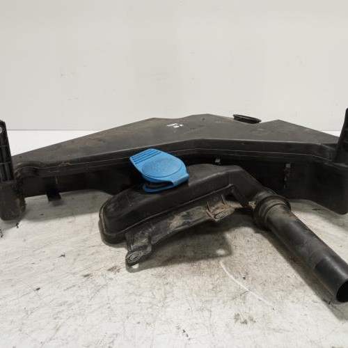 100478653-aa057b40-2278-4eb6-a144-c90ec93932ba-Piece-Vase-de-lave-glace-8R0955453D-AUDI-Q5-1-PHASE-2-aba3346b734045650f6b14f621849af30a4eeedf8865e535d136ae7b2e44bcc2_m.jpg