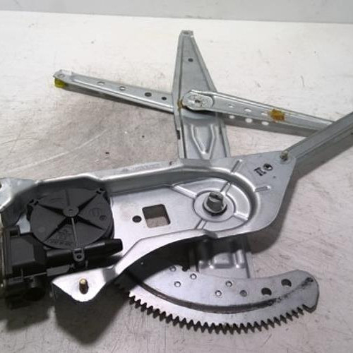 100500279-0271fc08-e0db-47f6-ae5c-6bb210b8d0f0-Piece-100500279-Leve-vitre-electrique-avant-droit-8200188551-RENAULT-KANGOO-1-PHASE-2-19D-8V-d503c9c671b0a51f8f438e9d75312cb9987c9f8abf1358ddc8917b7463a9451c_m.jpg