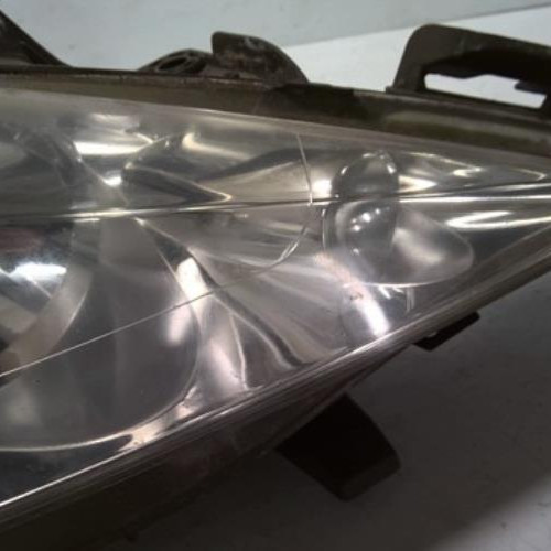 100560264-6b26c44f-b288-43bf-94ea-f8fa3894d7fe-Piece-100560264-Optique-avant-principal-droit-620695-PEUGEOT-207-PHASE-1-14-VTI-16V-268f27dc9a7bb19ff185372612a2ad55ebfcb71d934b8d8a762d0c8d7dea1612_m.jpg
