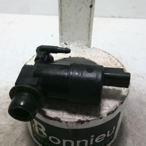 100573637-336ecdc8-5708-46e5-8061-cbfee06e7336-Piece-100573637-Pompe-lave-glace-avant-643475-PEUGEOT-208-1-PHASE-2-12-VTI-12V-0aea78e9f255ed62c8d97619f9d77a7adc01d8331ce5563ac2e7e0c1cd35da8c_m.jpg