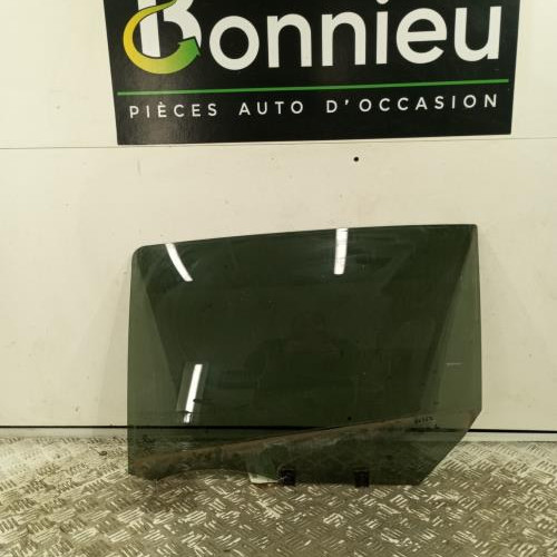 Vitre arriere gauche