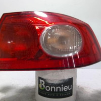 100664885-42cfa06f-1f5d-4052-a825-9c7520134aa1-Piece-100664885-Feu-arriere-principal-droit-8200262668-RENAULT-LAGUNA-2-PHASE-2-20-DCI-16V-TURBO-2c89e2f17fb033e1ae9ec998f5fa8f53efd8adf1f199d8e8b7dda486559dafda_m.jpg
