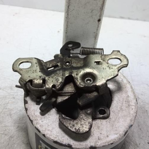 100733730-b944ee31-d5f6-4ee4-b5d3-4ad9b21dd520-Piece-100733730-Fermeture-de-capot-9836185880-CITROEN-C3-AIRCROSS-PHASE-1-12-PURETECH-12V-TURBO-864b2f01c65de11f5dacdc9315c2471873eb0832f77ff4896e302855444a5c3a_m.jpg