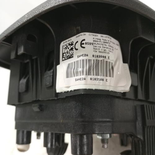 100740956-3d6e26e2-e2d3-427b-89e2-129b2097d3e2-Piece-Air-bag-conducteur-9811875780-CITROEN-C3-AIRCROSS-PHASE-1-a4baf4de28c032b297b7aac06583d0ffde78acf9f17ee97155c1161a475ad3e0_m.jpg