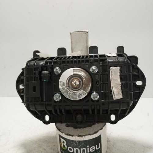 100740957-5983c7a9-ea36-489b-815f-30679ff7f019-Piece-Air-bag-passager-9827184880-CITROEN-C3-AIRCROSS-PHASE-1-355c9fd234a7c59d894d378311bfcfd77ba404ee1d5e75ca0635600a1f9c618f_m.jpg