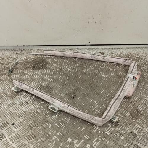 100740958-88a61e11-5214-4bca-a837-d0228f955dc9-Piece-Air-bag-rideau-droit-9821033480-CITROEN-C3-AIRCROSS-PHASE-1-144999380262447b32e13d48631ff0692505e6ad7f7d906c17e2a987e6372d4d_m.jpg