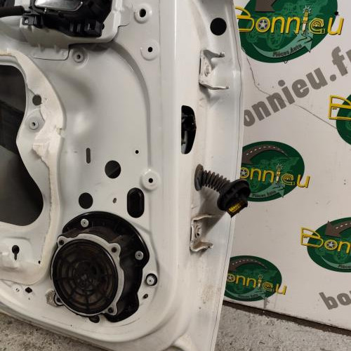100921480-b10bfc63-db05-4d46-877d-c6bf16271be8-Piece-Porte-arriere-gauche-00009002CC-CITROEN-C3-2-PHASE-1-5f0a5d12a6d459430517a98fed460d5f48249b6c71263f2df5e56d013070c30e_m.jpg
