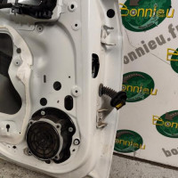 100921480-b10bfc63-db05-4d46-877d-c6bf16271be8-Piece-Porte-arriere-gauche-00009002CC-CITROEN-C3-2-PHASE-1-5f0a5d12a6d459430517a98fed460d5f48249b6c71263f2df5e56d013070c30e_m.jpg