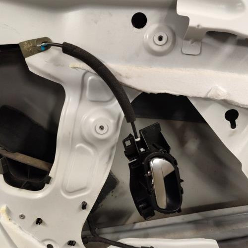 100921485-03cfe03e-ef65-4dfe-b0a5-3fbec53b95aa-Piece-Porte-avant-gauche-00009002AZ-CITROEN-C3-2-PHASE-1-2d87d0acf43c5a51272178e8e1d5a821b04f1a965ae2114ed5b12e9ccc6344e2_m.jpg