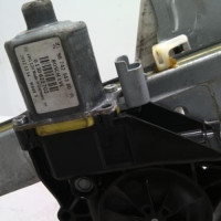 100924801-a2cc8c59-6dac-4ebd-89fd-6d161bf32abb-Piece-100924801-Leve-vitre-electrique-avant-droit-9673154380-PEUGEOT-208-1-PHASE-1-12-VTI-12V-1f8b8ea4047800e7d0793820e53d60da2527b35798dcbfa072877e75da6cea2b_m.jpg