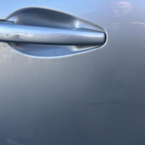 Vehicule-PEUGEOT-208%25201%2520PHASE%25201-2013-5243353462d7b817421b5260311b1805818ccd89de13323b9cd6e6e213157b13_m.jpg