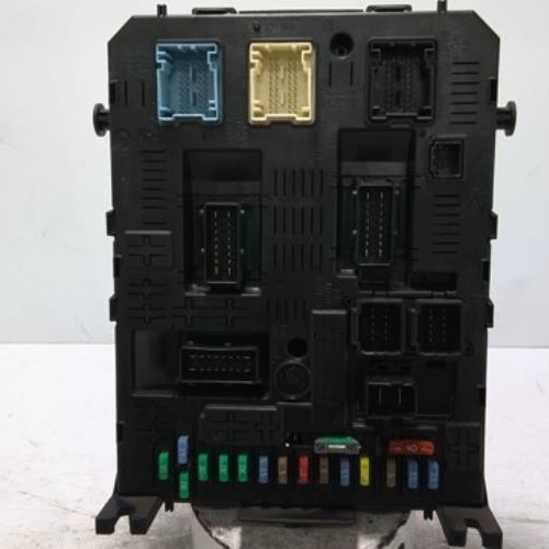 101115533-f98746d6-154e-400c-8bec-b96d154feb83-Piece-101115533-Porte-fusible-6500EK-PEUGEOT-308-1-PHASE-1-16-HDI-16V-TURBO-ba5c7d255486f31b60d68676ea4b26cdac39166cddb9b50f96f12fc61bd3976d_m.jpg