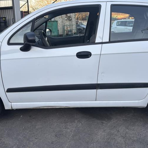 Vehicule-CHEVROLET-MATIZ%25202-2009-9789622ce8abce7a305192335d08fc644cc4e2b78e9d344860f8155a8328134f_m.jpg