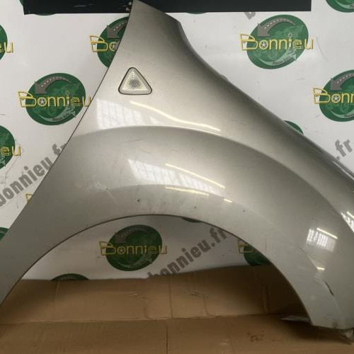 101127746-33118856-72b3-400c-9866-9f33f1c64927-Piece-Aile-avant-droit-631009162R-RENAULT-KANGOO-2-PHASE-1-55dd54a1e825ff2aa6f98927a9ef869550ec9a74176dcb66a13651d59bd94eba_m.jpg
