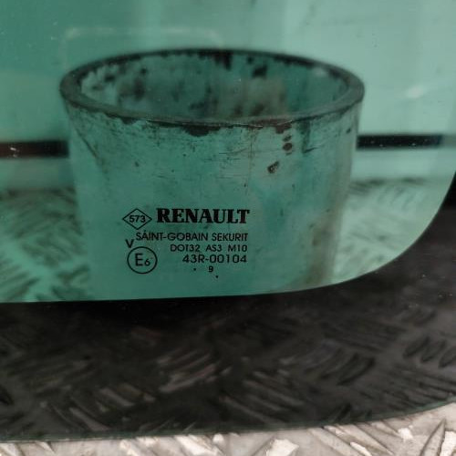 101127762-1614d6d4-c6ef-443f-bd3a-228ca7c9154f-Piece-Custode-arriere-gauche-833073493R-RENAULT-KANGOO-2-PHASE-1-68c89e7dbf09d0092b97ef555fd59f7f055be435d611193bb4f8980932352c55_m.jpg